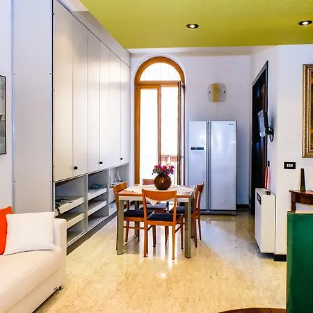 Apartment Apartament Deluxe Quattro Spade *