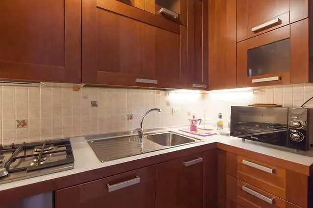 Deluxe Quattro Spade 아파트 *